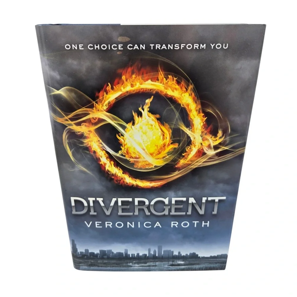 Divergent Series 3-Book Hardcover Box Set Complete Trilogy Bonus Booklet Roth